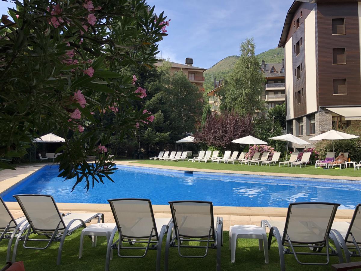 Hotel Restaurant Pessets & Spa Sort Exterior foto